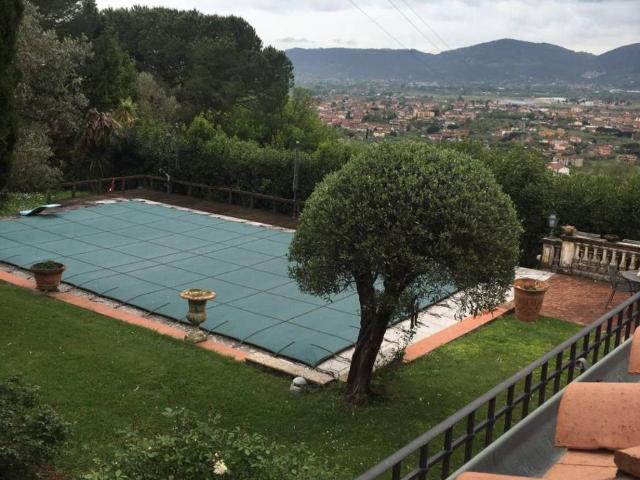 Villa in vendita a Castelnuovo Magra SP