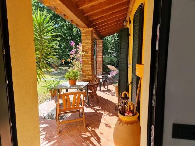 Villa in vendita a Castelnuovo Magra SP