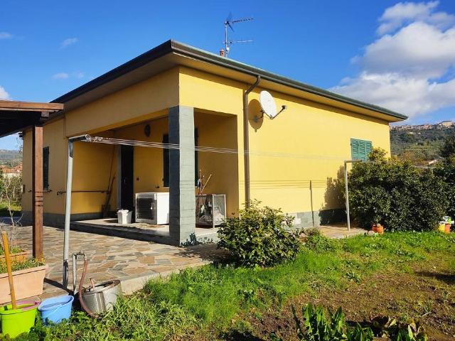 Villa in vendita a Castelnuovo Magra SP