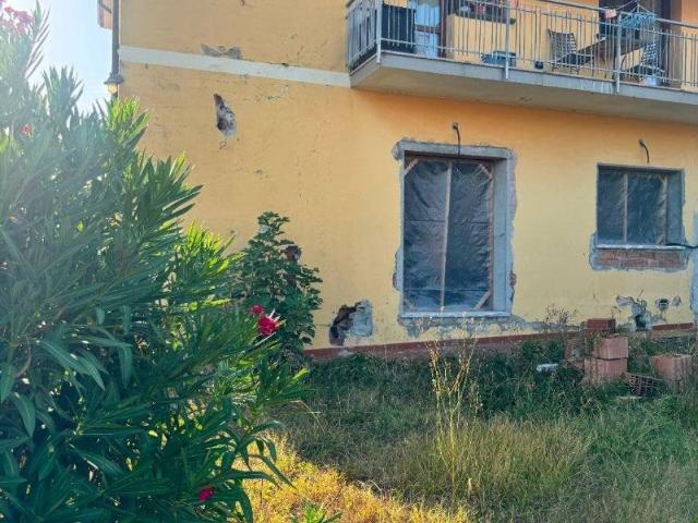 Villa in vendita a Castelnuovo Magra SP