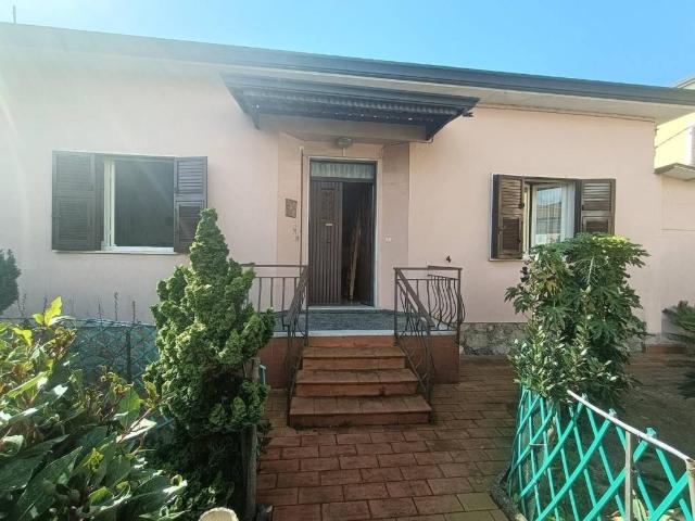 Villa in vendita a Castelnuovo Magra SP