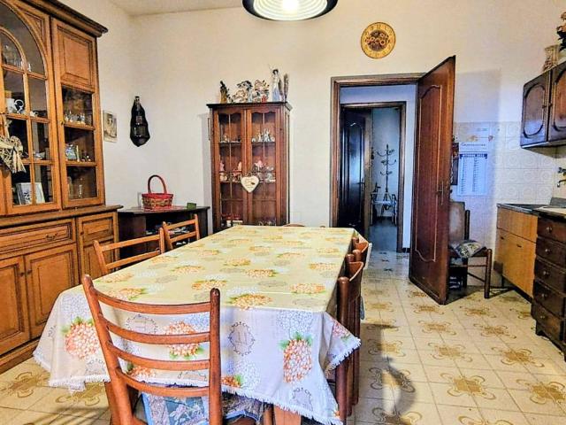 Villa in vendita a Castelnuovo Magra SP