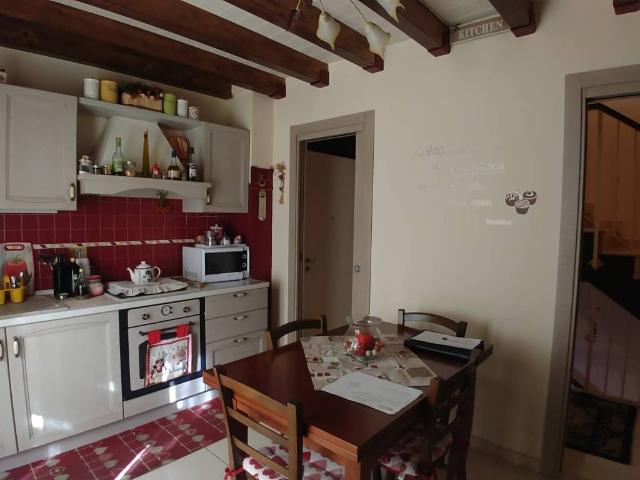 Villa in vendita a Castelnuovo Magra SP