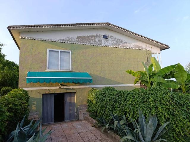 Villa in vendita a Castelnuovo Rangone MO