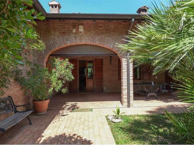 Villa in vendita a Castelnuovo Rangone MO
