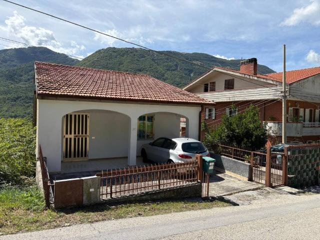 Villa in vendita a Castelpetroso IS
