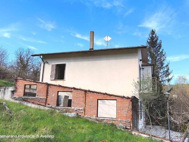 Villa in vendita a Castelvetere sul Calore AV