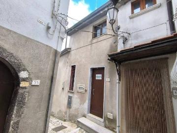 Villa in vendita a Castelvetere sul Calore AV