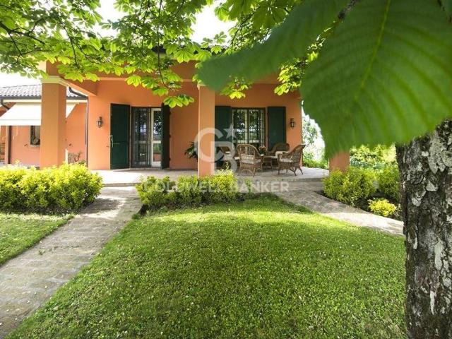 Villa in vendita a Castelvetro di Modena MO