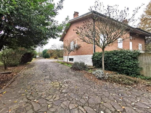 Villa in vendita a Castelvetro di Modena MO