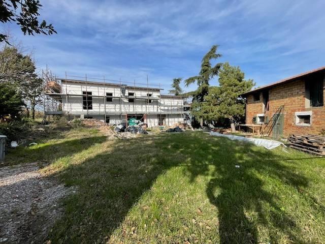 Villa in vendita a Castelvetro di Modena MO