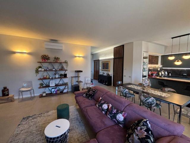 Villa in vendita a Castelvetro Piacentino PC