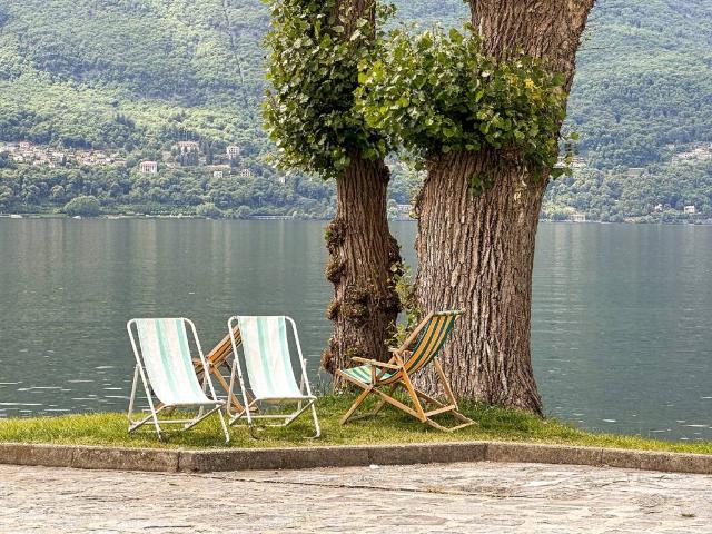 Villa in vendita a Castelveccana VA