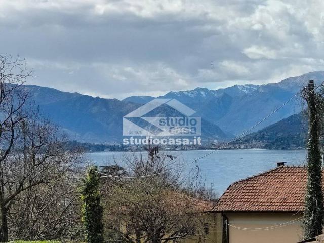 Villa in vendita a Castelveccana VA