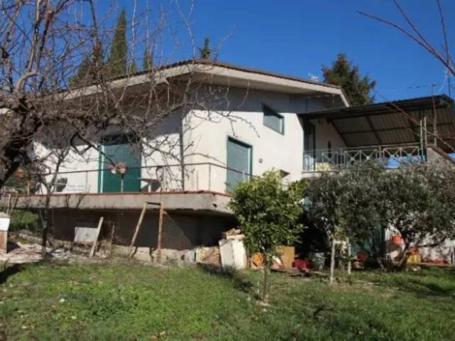 Villa in vendita a Castelvenere BN