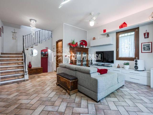 Villa in vendita a Castenaso BO