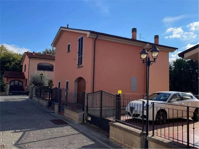 Villa in vendita a Castiglion Fiorentino AR