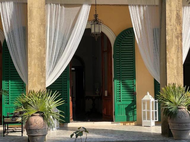 Villa in vendita a Castiglion Fiorentino AR