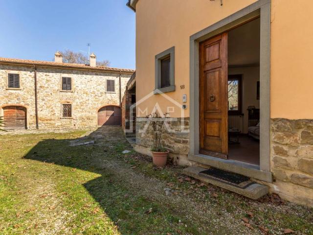 Casa indipendente in vendita a Castiglion Fiorentino AR