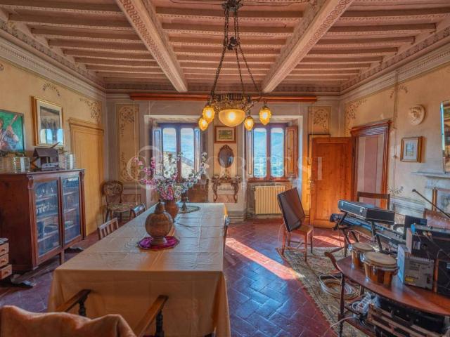 Villa in vendita a Castiglion Fiorentino AR