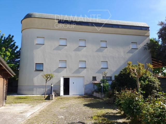 Villa in vendita a Castiglion Fiorentino AR