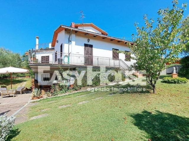 Villa in vendita a Castiglion Fibocchi AR