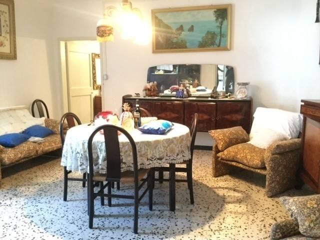 Villa in vendita a Castiglione Chiavarese GE