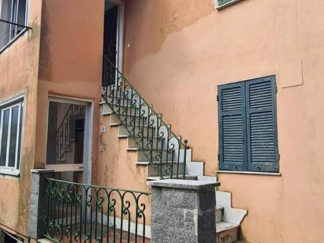 Villa in vendita a Castiglione Chiavarese GE