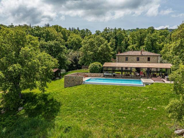 Villa in vendita a Castiglione d'Orcia SI