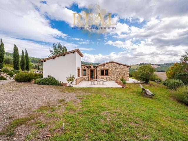 Villa in vendita a Castiglione d'Orcia SI