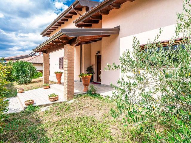 Villa in vendita a Castiglione Dei Pepoli