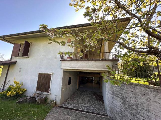 Villa in vendita a Castiglione dei Pepoli BO