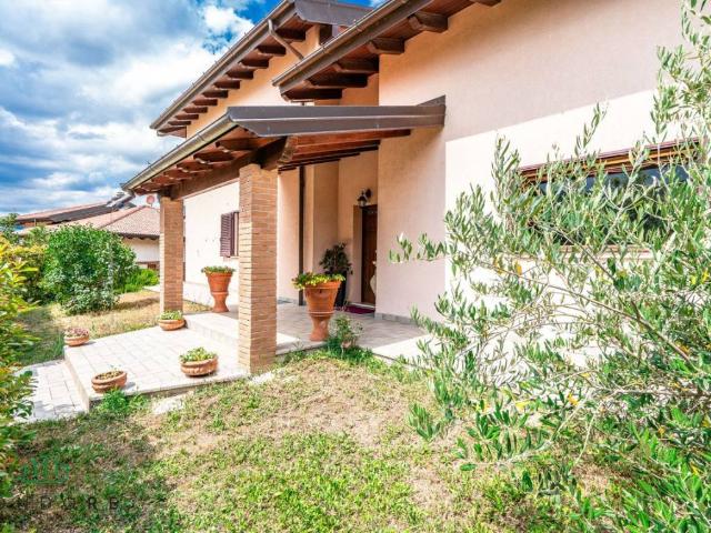 Villa in vendita a Castiglione dei Pepoli BO