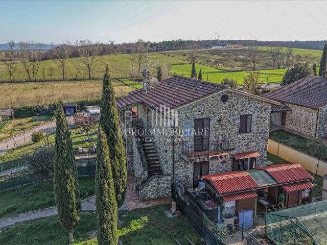 Villa in vendita a Castiglione del Lago PG