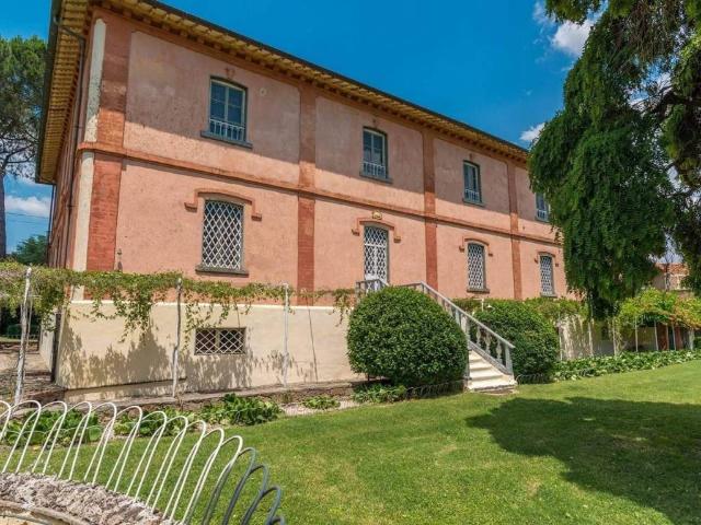 Villa in vendita a Castiglione del Lago PG