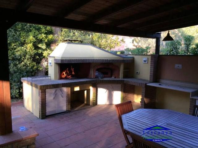Villa in vendita a Castiglione della Pescaia GR