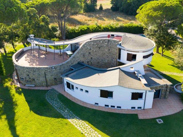 Villa in vendita a Castiglione della Pescaia GR