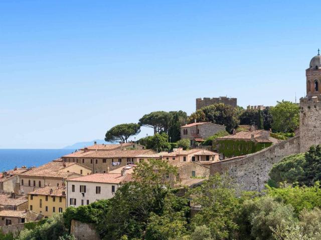 Villa in vendita a Castiglione della Pescaia GR
