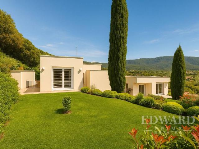 Villa in vendita a Castiglione della Pescaia GR