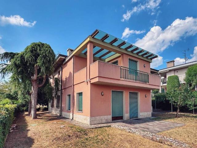 Villa in vendita a Castiglione delle Stiviere MN