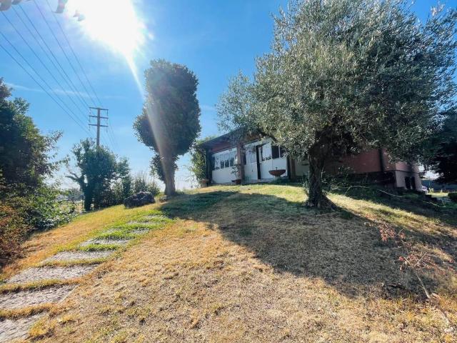 Villa in vendita a Castiglione delle Stiviere MN