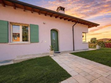 Villa in vendita a Castiglione delle Stiviere MN