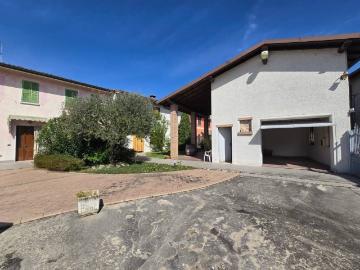 Villa in vendita a Castiglione delle Stiviere MN
