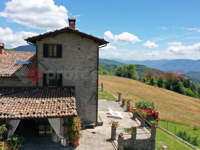 Villa in vendita a Castiglione di Garfagnana