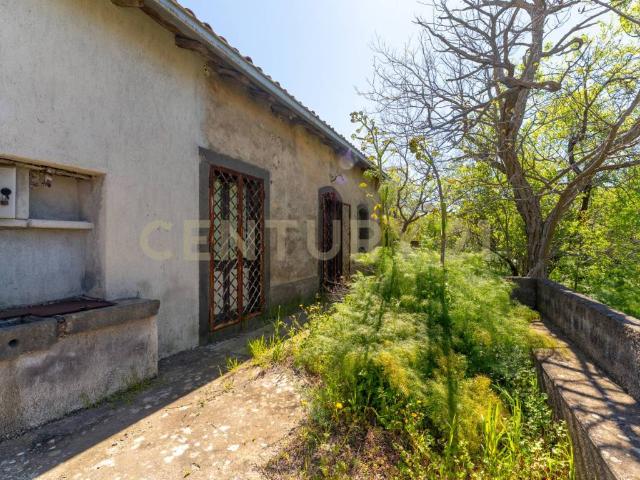 Villa in vendita a Castiglione di Sicilia CT