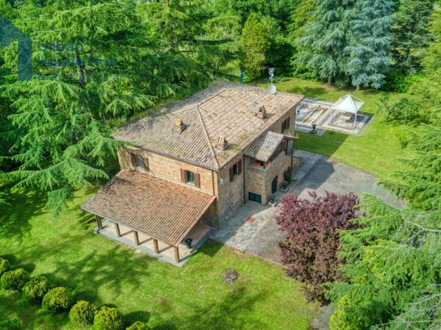 Villa in vendita a Castiglione in Teverina VT