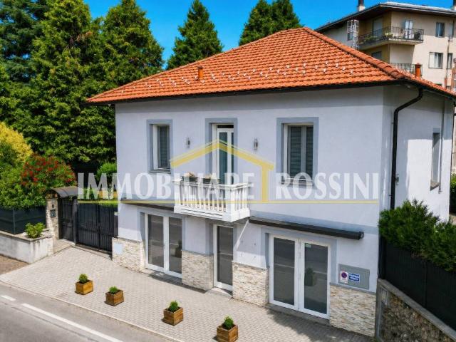 Villa in vendita a Castiglione Olona VA