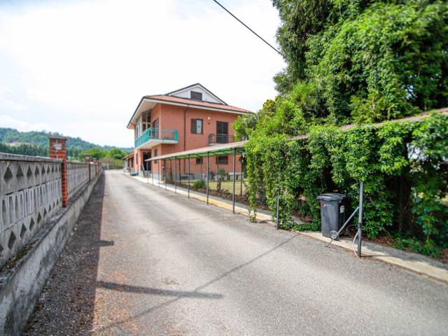 Villa in vendita a Castiglione Torinese TO