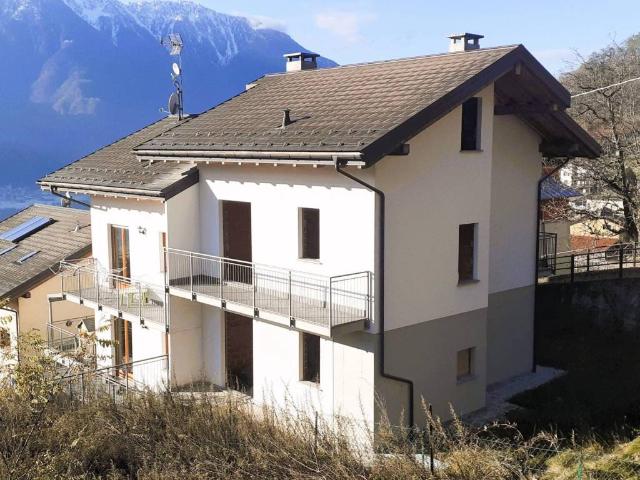Villa in vendita a Castione Andevenno SO