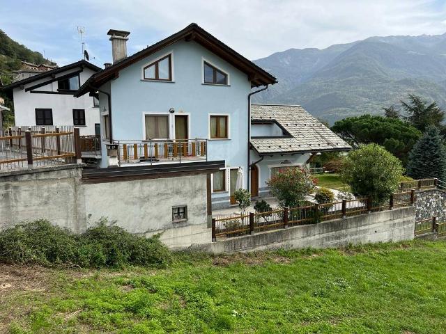 Villa in vendita a Castione Andevenno SO